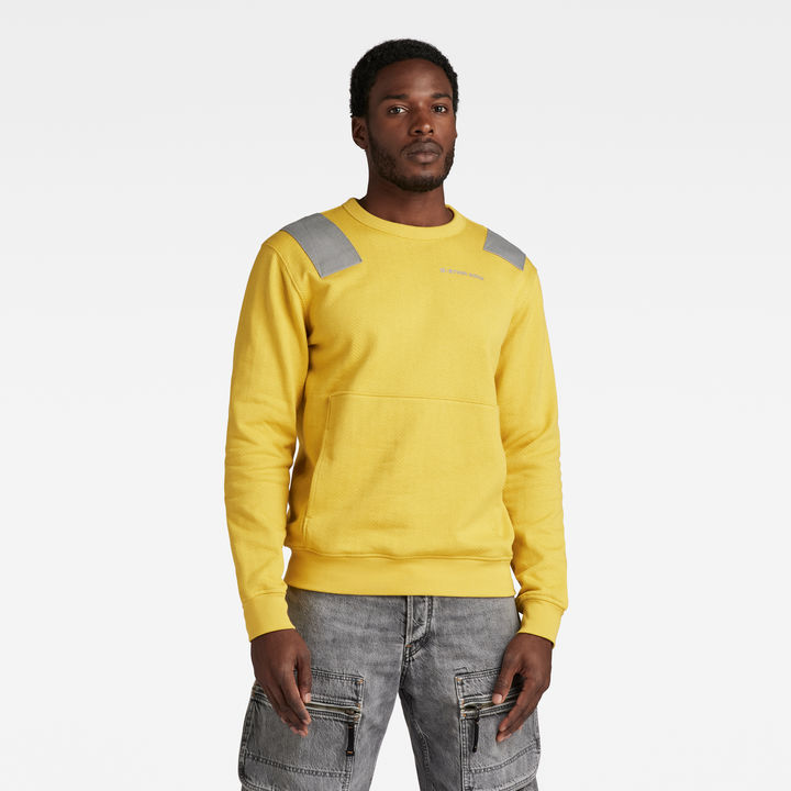 Yellow star sweater outlet