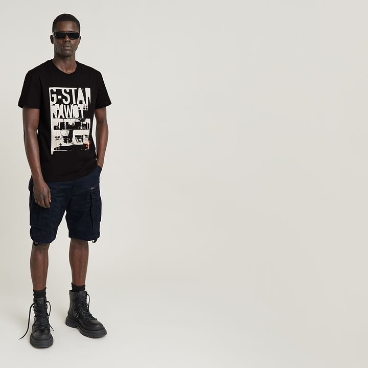 Rovic relaxed short on sale