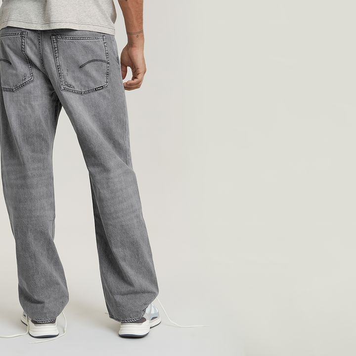 Type 96 Loose Jeans
