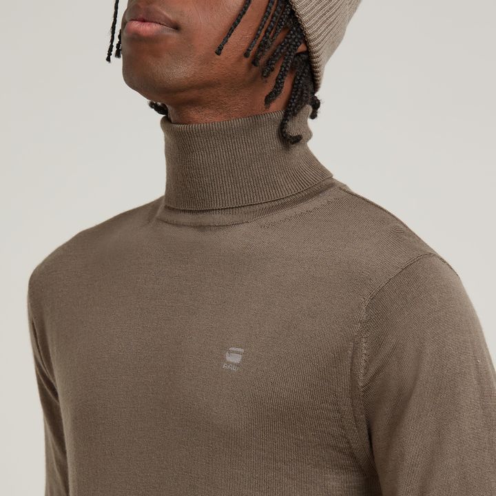 Premium Core Turtle Neck Knitted Sweater