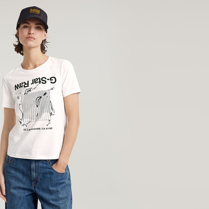 Grid Wave Graphic Top