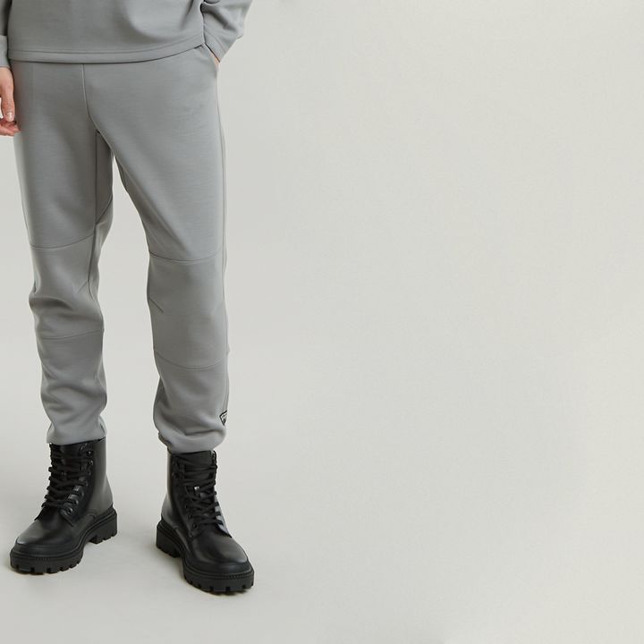 Motion Slim Sweat Pants