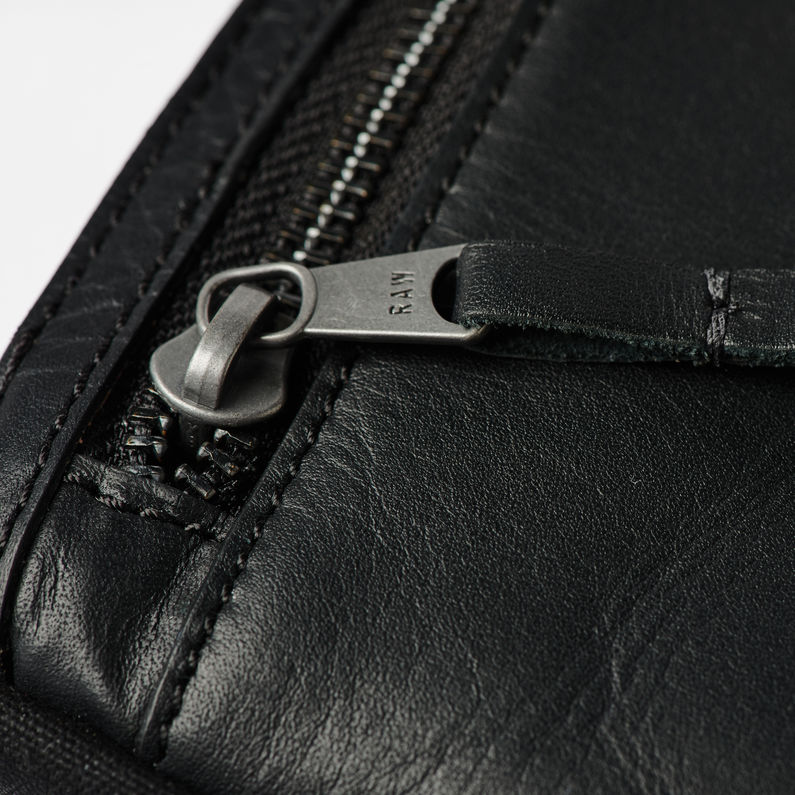 G-STAR® Zalos Leather Shoulderbag Black inside view