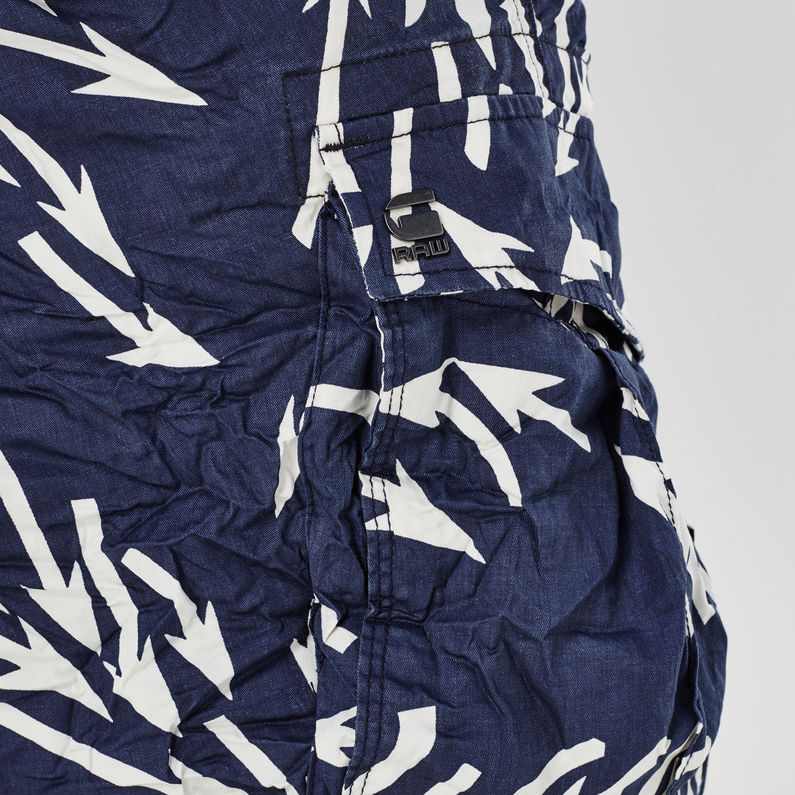 G-Star RAW® Rovic Loose 1/2 Shorts Bleu foncé detail shot