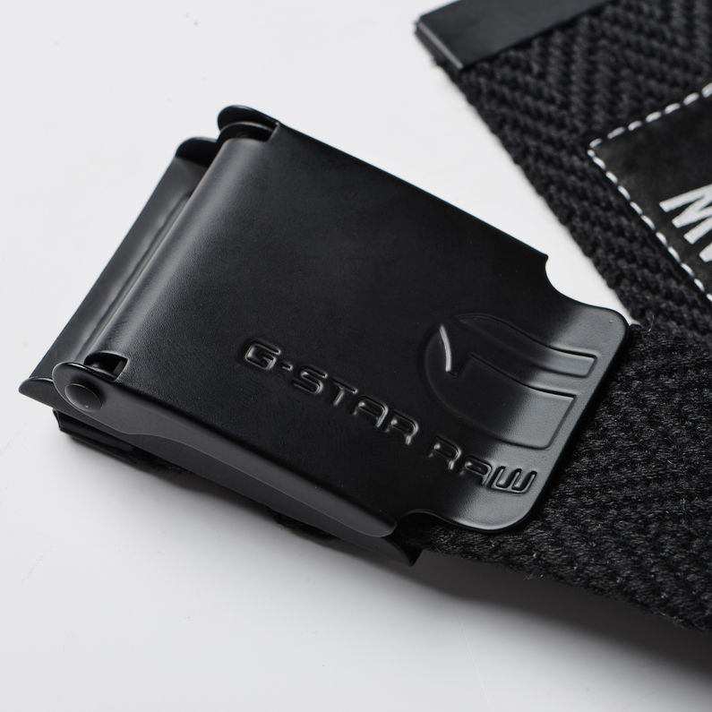 G-STAR® Blaker Webbing Belt Noir detail shot buckle