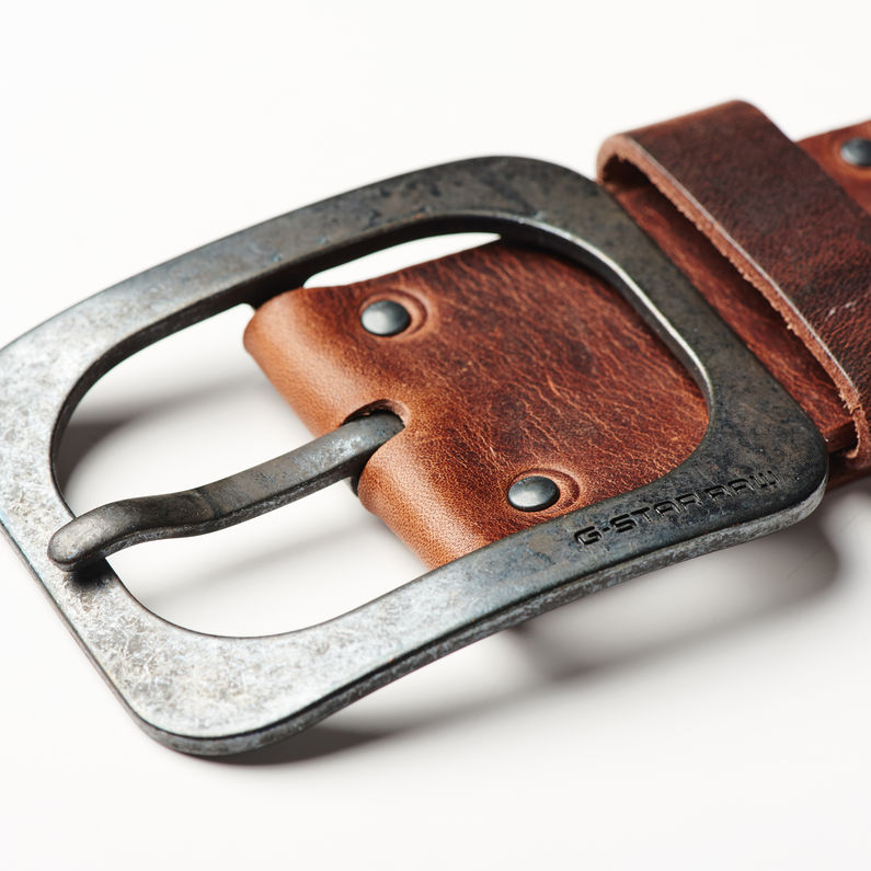 G-STAR® Wodo Leather Belt Brown detail shot buckle