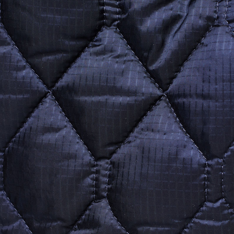 G-Star RAW® Meefic Quilted Hooded Vest Dunkelblau fabric shot
