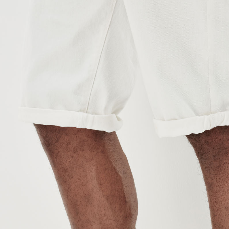 G-STAR® 3301 Tapered 1/2 Length Shorts White detail shot buckle