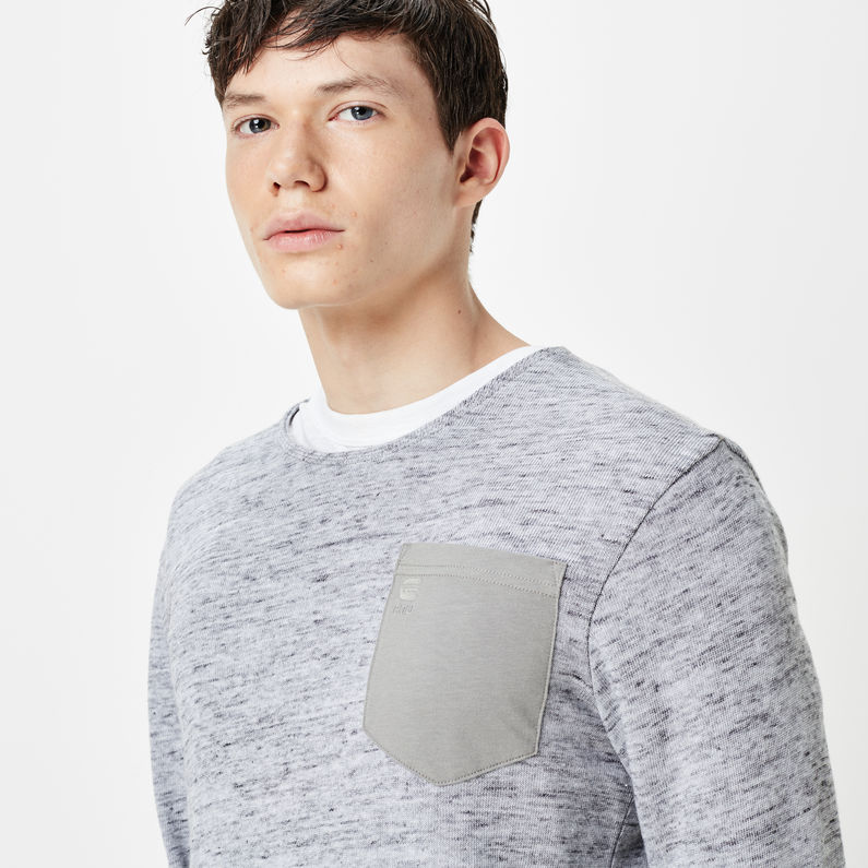 G-Star RAW® Xauri Pocket Sweater Gris detail shot