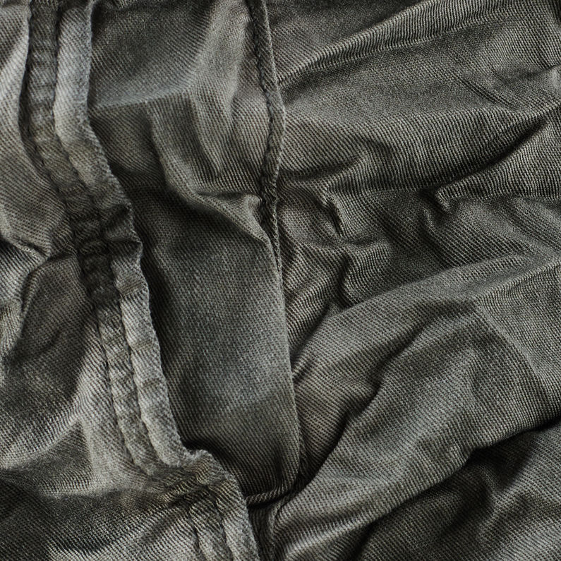 G-Star RAW® Rovic Loose 1/2 Shorts Grey fabric shot