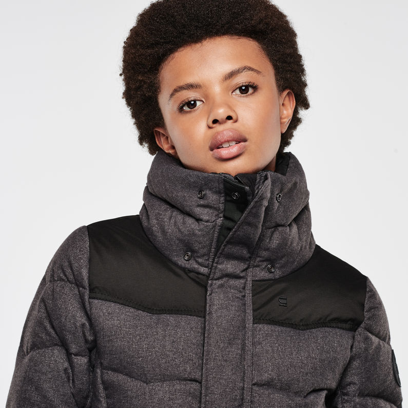 G-STAR® Alaska Down Hooded Slim Hedley Gris detail shot