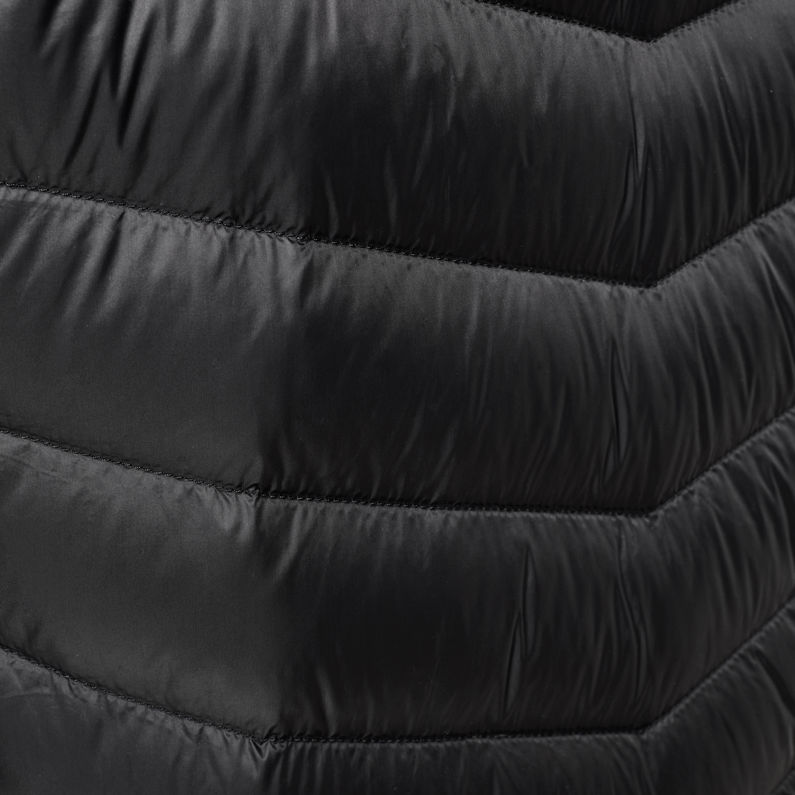 G-STAR® Attacc Solid Hooded Down Jacket Negro fabric shot