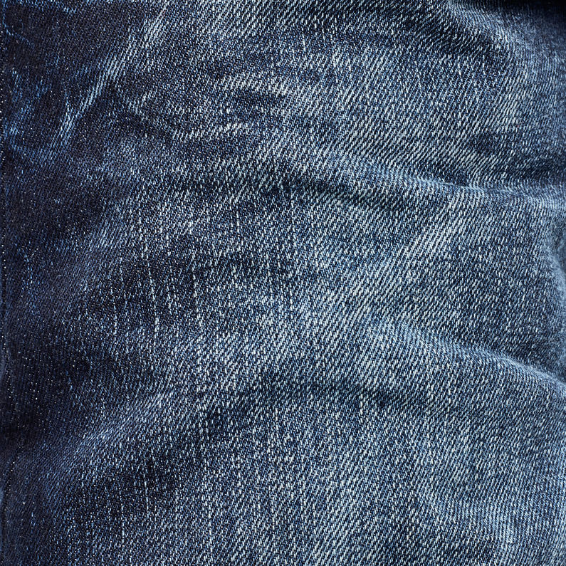G-Star RAW® 3301 Low Tapered 1/2 Length Shorts Bleu moyen fabric shot