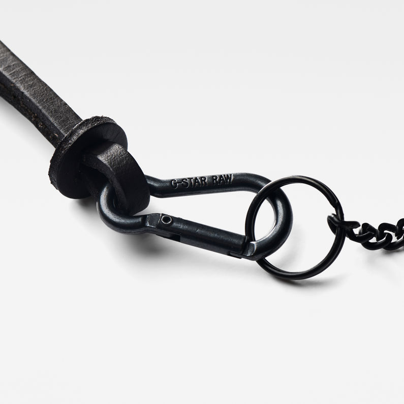 G-Star RAW® Zerus Keychain Hanger Braun detail shot buckle