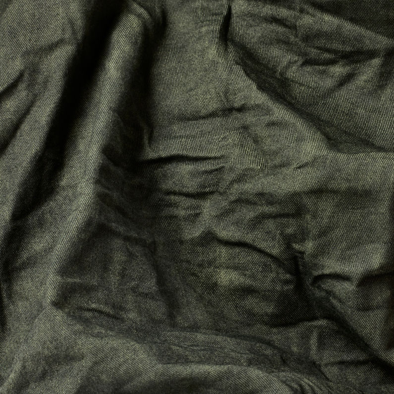 G-STAR® Rackam Cargo 1/2 Length Shorts Green fabric shot