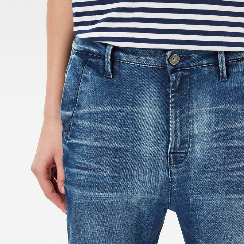 G-STAR® Bronson Low Waist Boyfriend Chino Mittelblau detail shot
