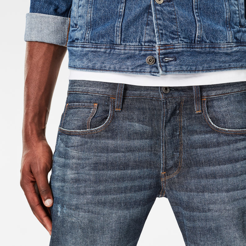 G-STAR® 3301 1/2-Length Shorts Dark blue detail shot buckle