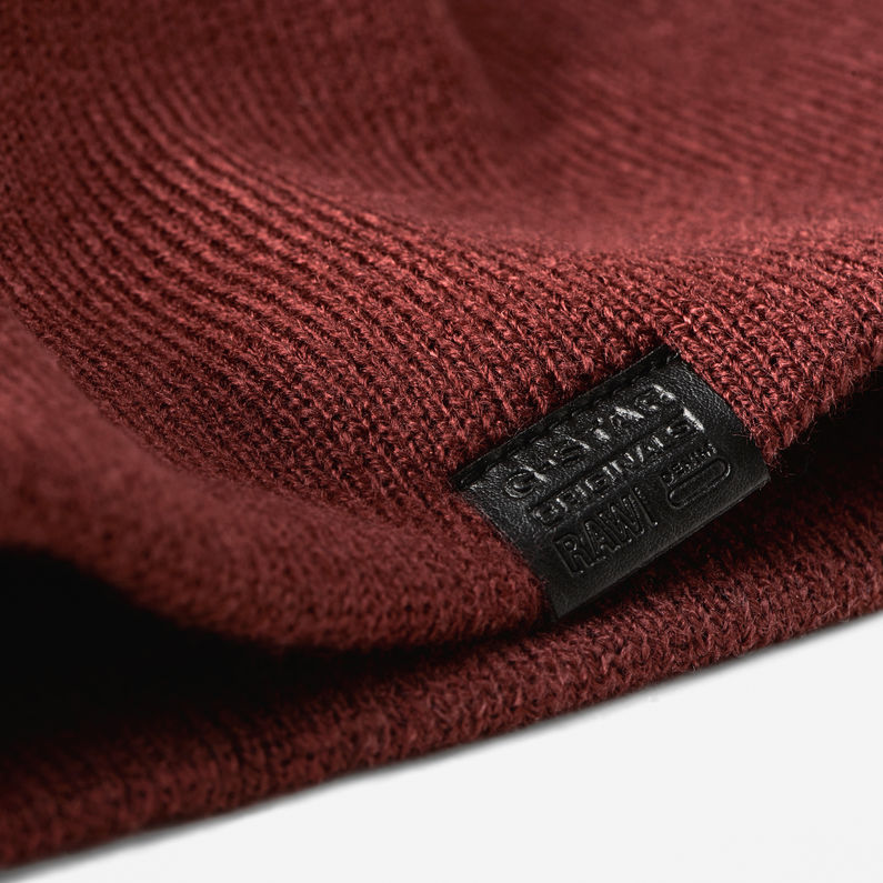 G-Star RAW® Effo Long Beanie Red detail shot buckle