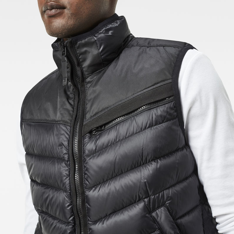G-STAR® Attacc Down Vest Schwarz detail shot