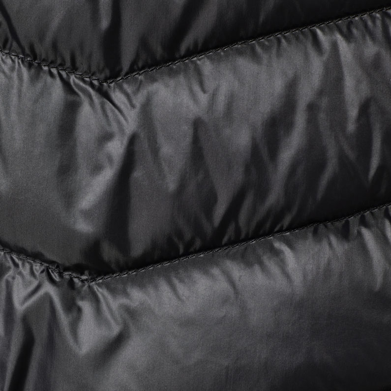 G-STAR® Attacc Down Vest Schwarz fabric shot