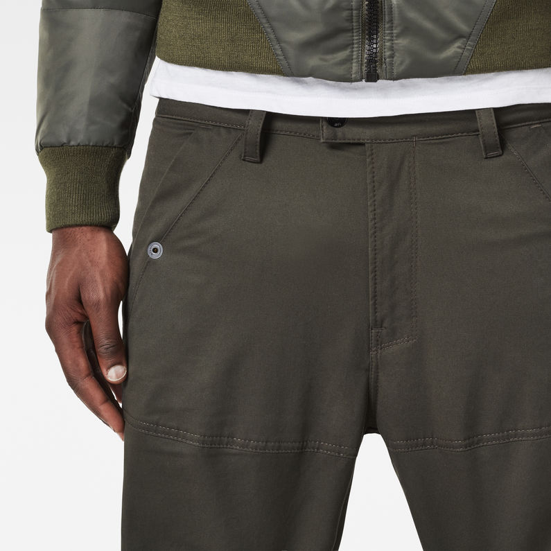 G-STAR® Rackam Cargo Deconstructed Tapered Pants Grey detail shot