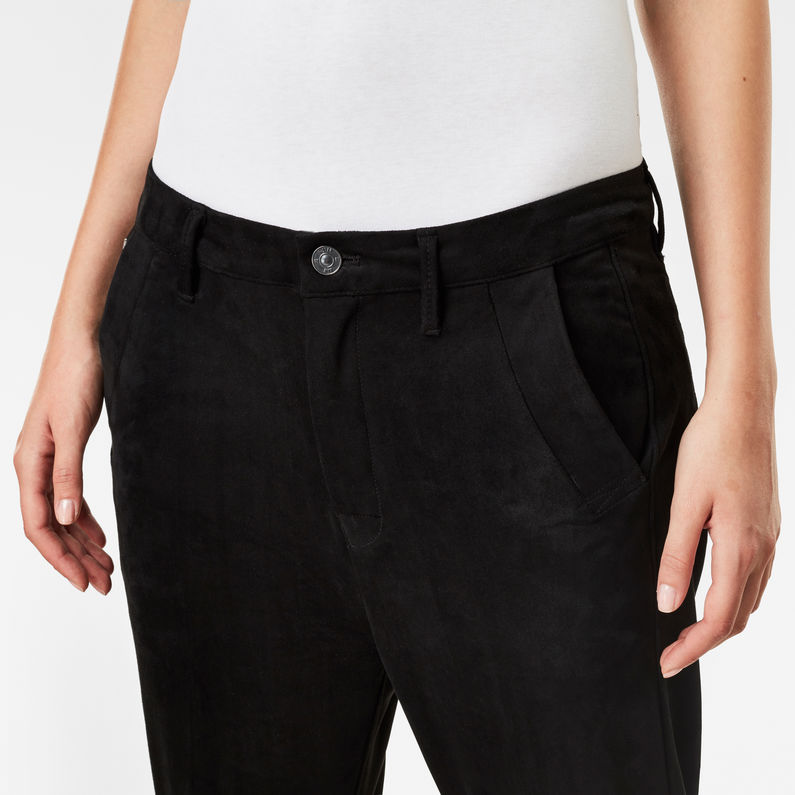 G-STAR® Bronson Low Waist Boyfriend Chino Schwarz detail shot