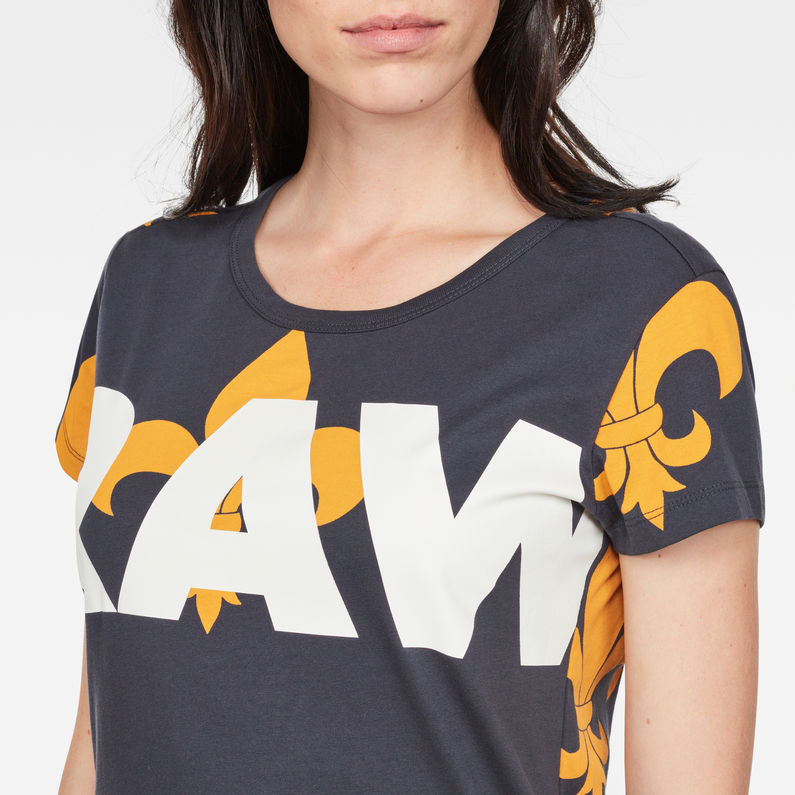 G-Star RAW® Fleur de Lys X25 Print Straight T-Shirt Dunkelblau detail shot