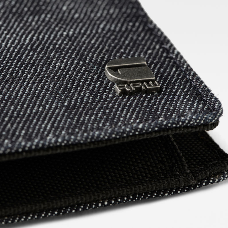 G-Star RAW® Cart Small Wallet Dunkelblau detail shot