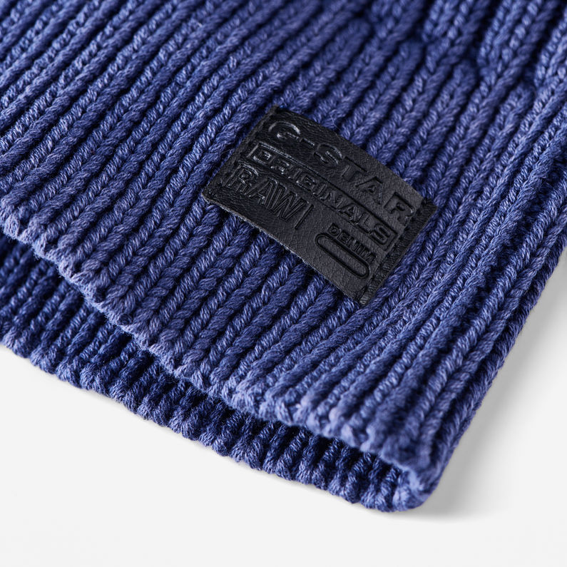 G-Star RAW® Wyddo Beanie Dark blue detail shot buckle