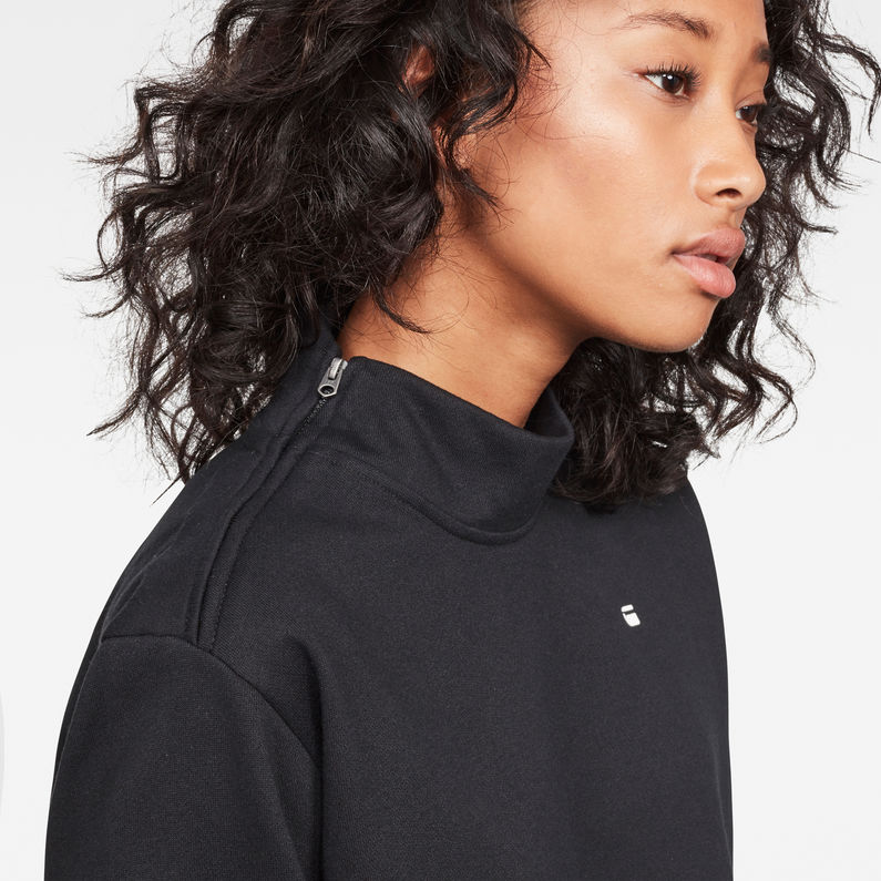 G-Star RAW® Ustra Boyfriend Funnel Sweater Black detail shot