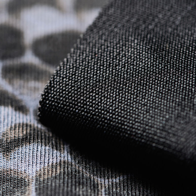 G-STAR® Weldax Camo Trunks Grijs fabric shot