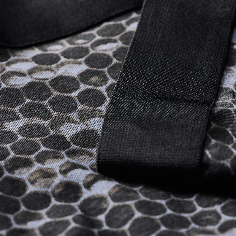 G-STAR® Weldax Camo Trunks Grijs detail shot