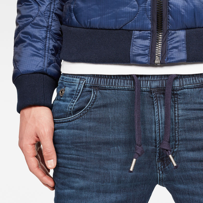 G-Star RAW® Type C 3D Sport 1/2-Length Shorts Dark blue detail shot