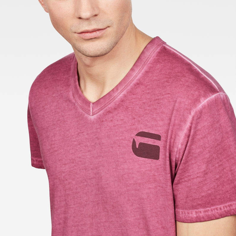 G-Star RAW® Doax V-Neck T-Shirt Red detail shot