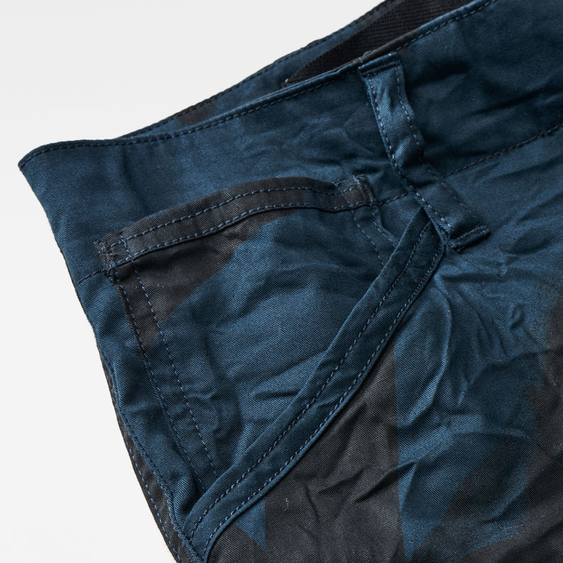 G-Star RAW® Rovic Loose 1/2-Length Shorts Dark blue detail shot