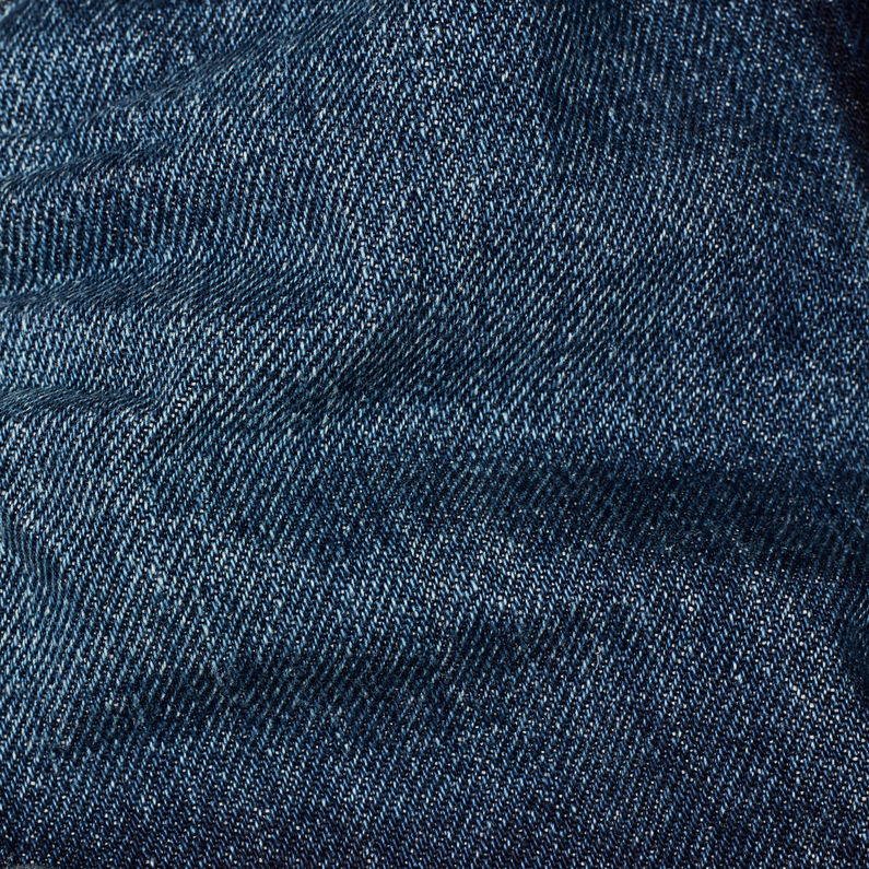 G-Star RAW® Arc Mid Waist Ripped Short Medium blue fabric shot