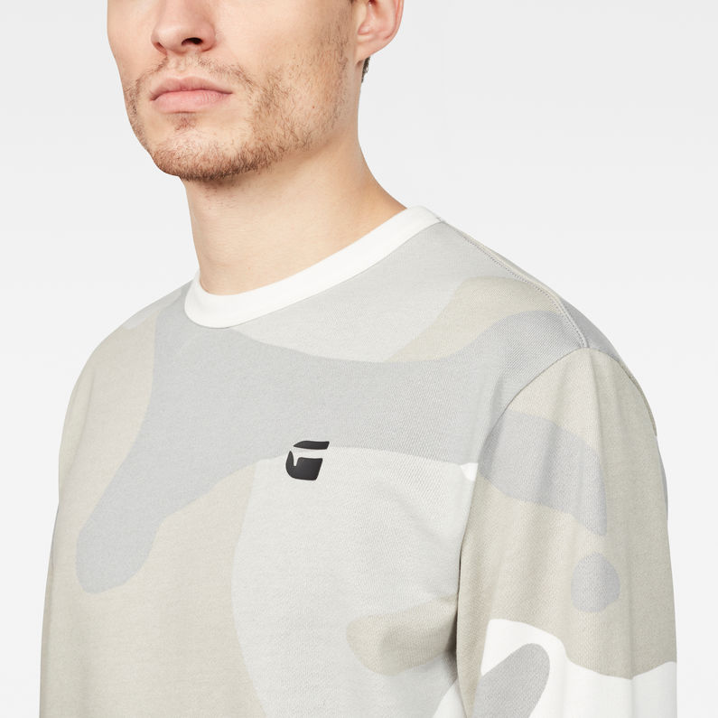 G-Star RAW® Oversized Dutch Camo Stalt Deconstructed Sweater Grey detail shot