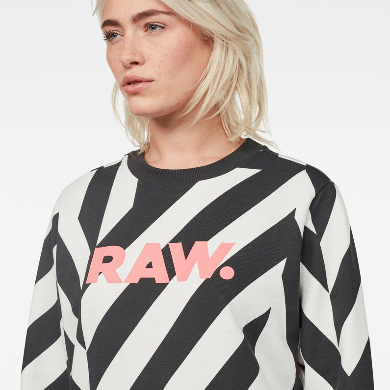 G-Star RAW® Dzzc Cropped Sweater Noir detail shot