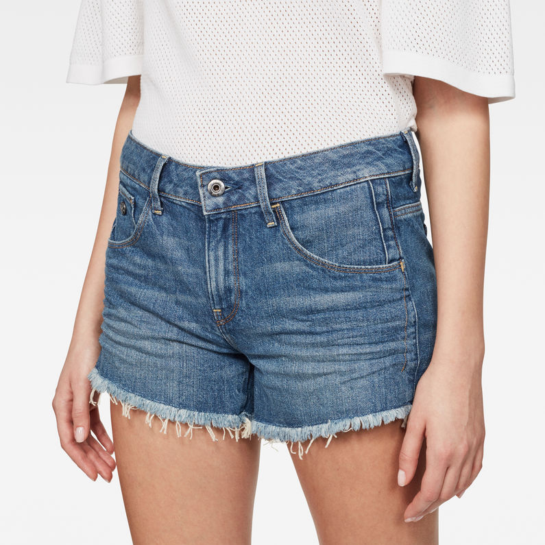 mid waist shorts