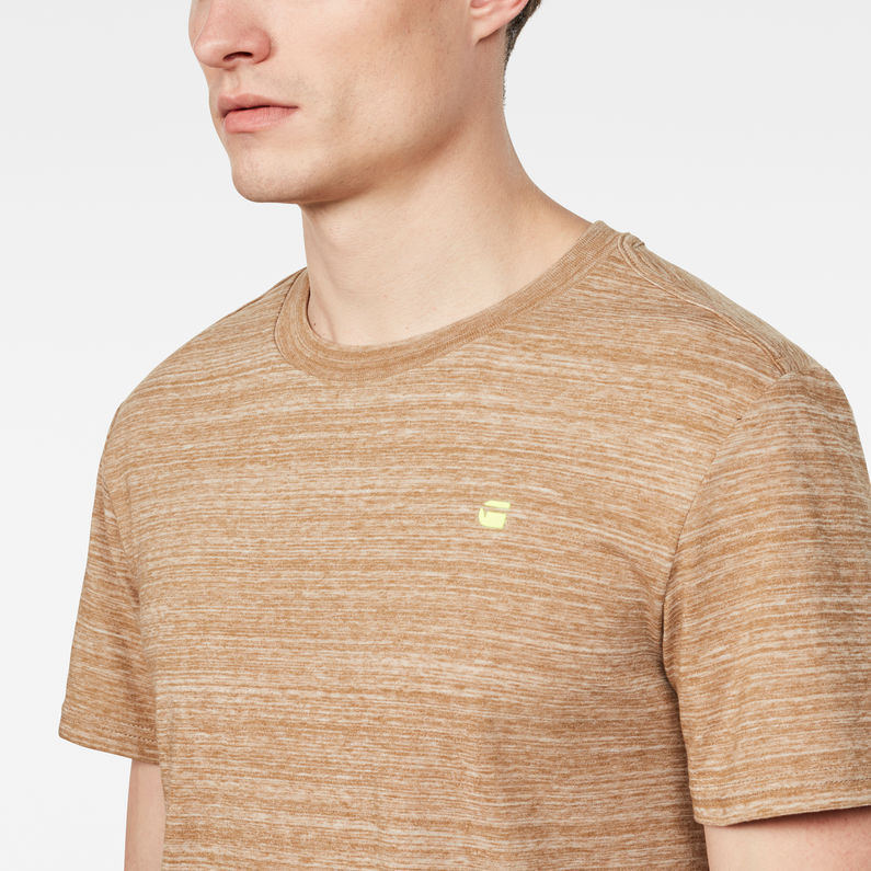 G-Star RAW® New Classic Regular T-Shirt Brown detail shot