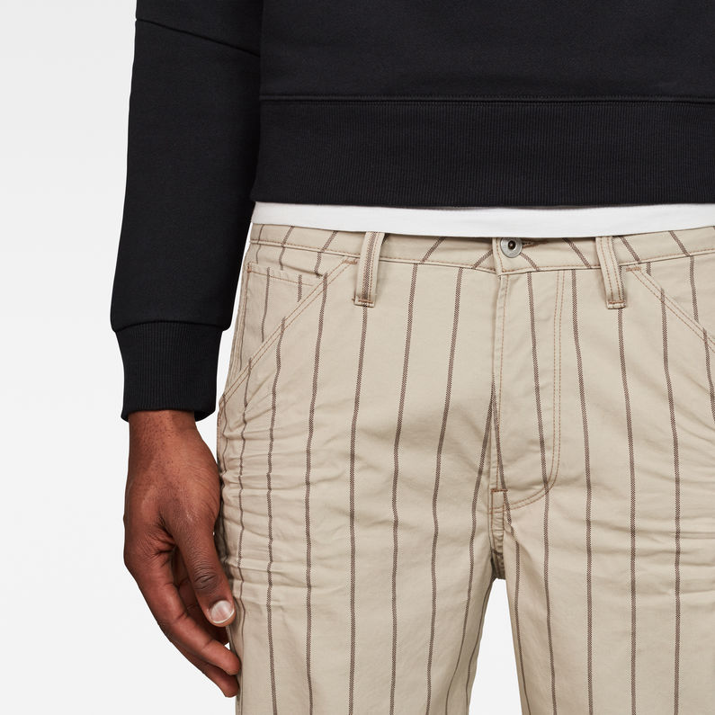G-Star RAW® G-Star Elwood 5622 3D Sport 1/2-Length Shorts Grey detail shot buckle