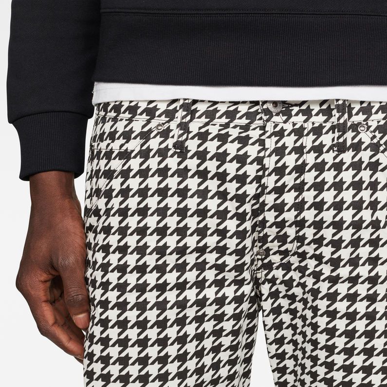 G-STAR® 5621 Tapered Men's Shorts White detail shot buckle