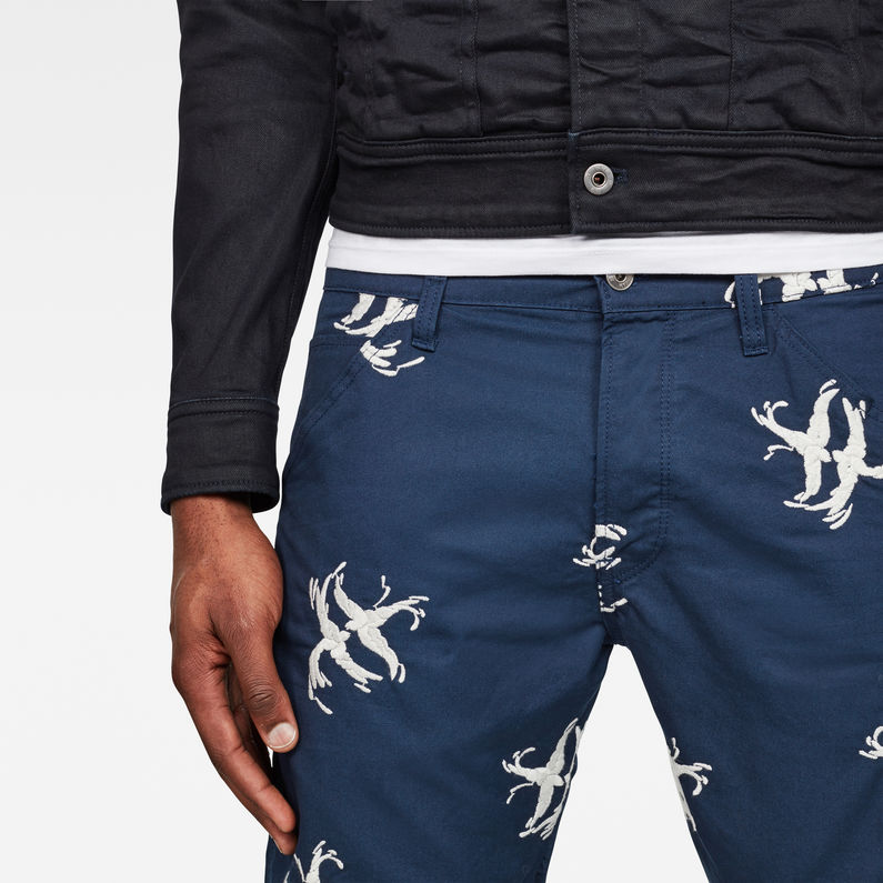 G-Star RAW® 5621 Tapered Men's Shorts detail shot buckle