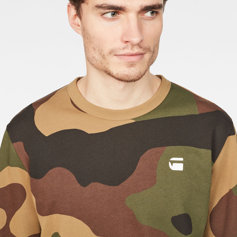 G-Star RAW® Oversized  Dutch Camo Stalt Deconstructed Sweater Green detail shot