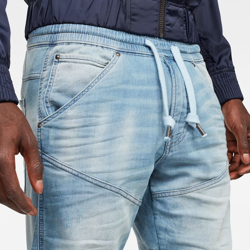 G-STAR® 5620 G-Star Elwood 3D Sport Tapered Jeans Hellblau detail shot