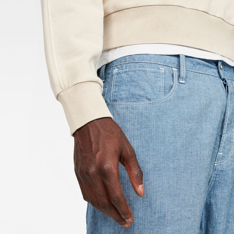 G-Star RAW® Arc 3D Relaxed 1/2-Length Shorts Light blue detail shot buckle