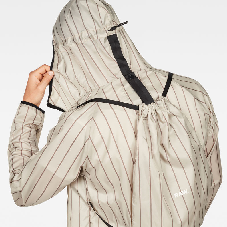 G-Star RAW® Strett Hooded Jacket + Gymbag Beige detail shot
