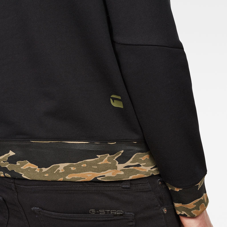 G-Star RAW® Tahire Stalt Deconstructed Sweater Black detail shot