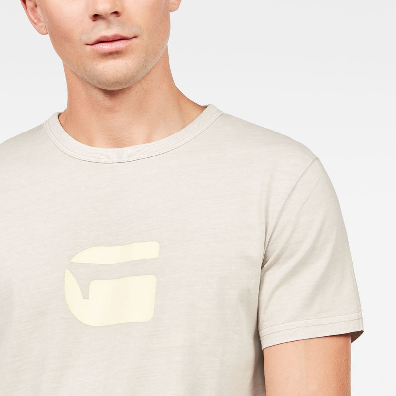 G-Star RAW® Dedda Regular T-Shirt Beige detail shot