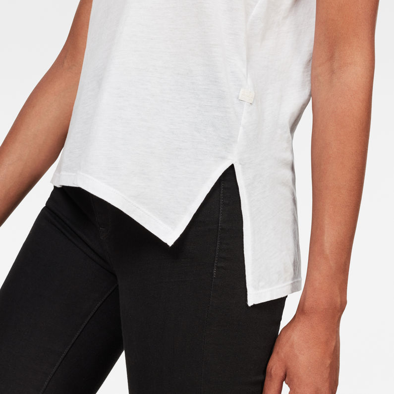 G-Star RAW® Dyv Pocket Straight Deep V-Neck Singlet White detail shot